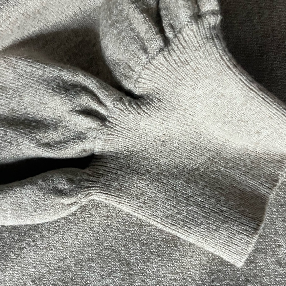 Chico’s caviar trim V-neck sweater - Picture 6 of 6